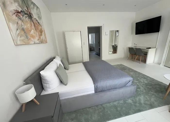 Im Zentrum By Interhome Neuss