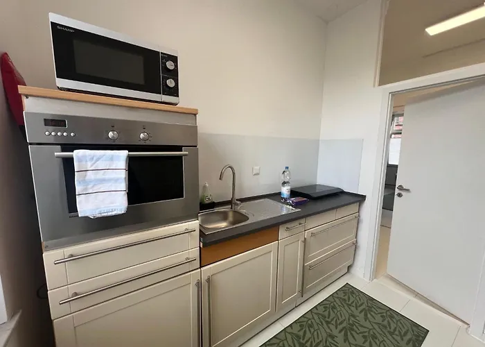 Appartement Im Zentrum By Interhome Neuss